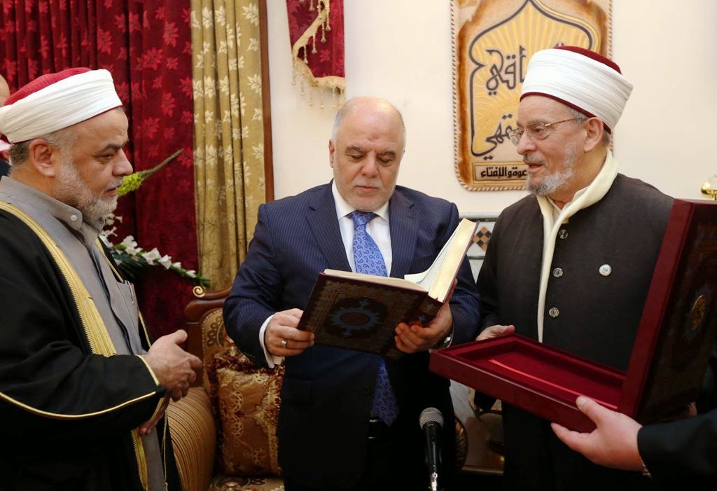 First Iraqi Shiite Premier joins Sunni religious celebrations since 2003